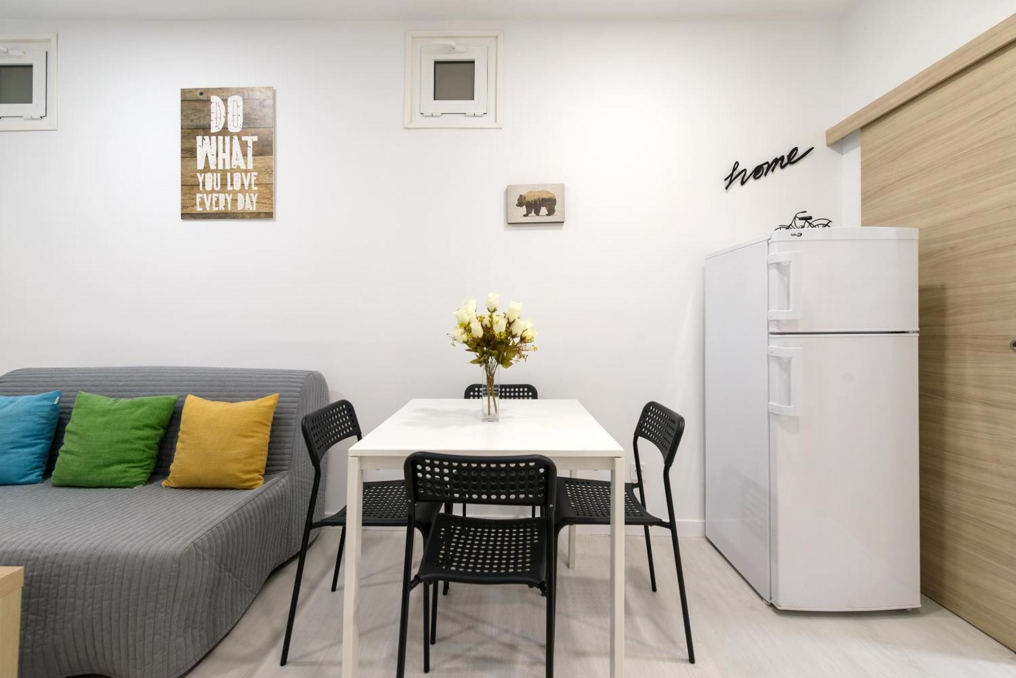Apartamento Piso Nuevo Lavapies, Wifi, Smart Tv Madrid Exterior foto